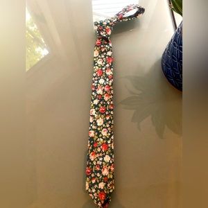 Mens Floral Skinny Tie